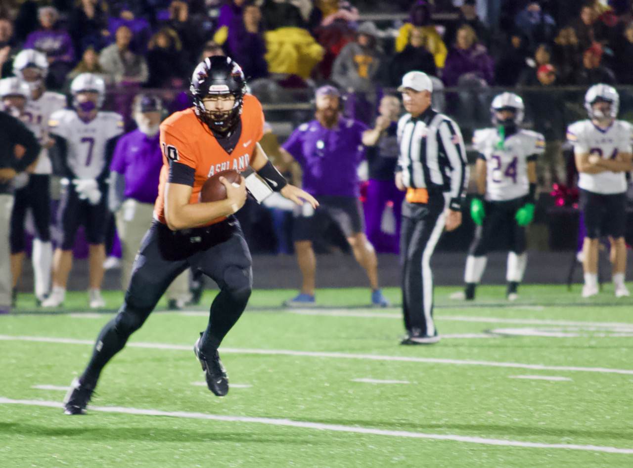 No Place Like Home: Ashland, Hillsdale host playoff openers