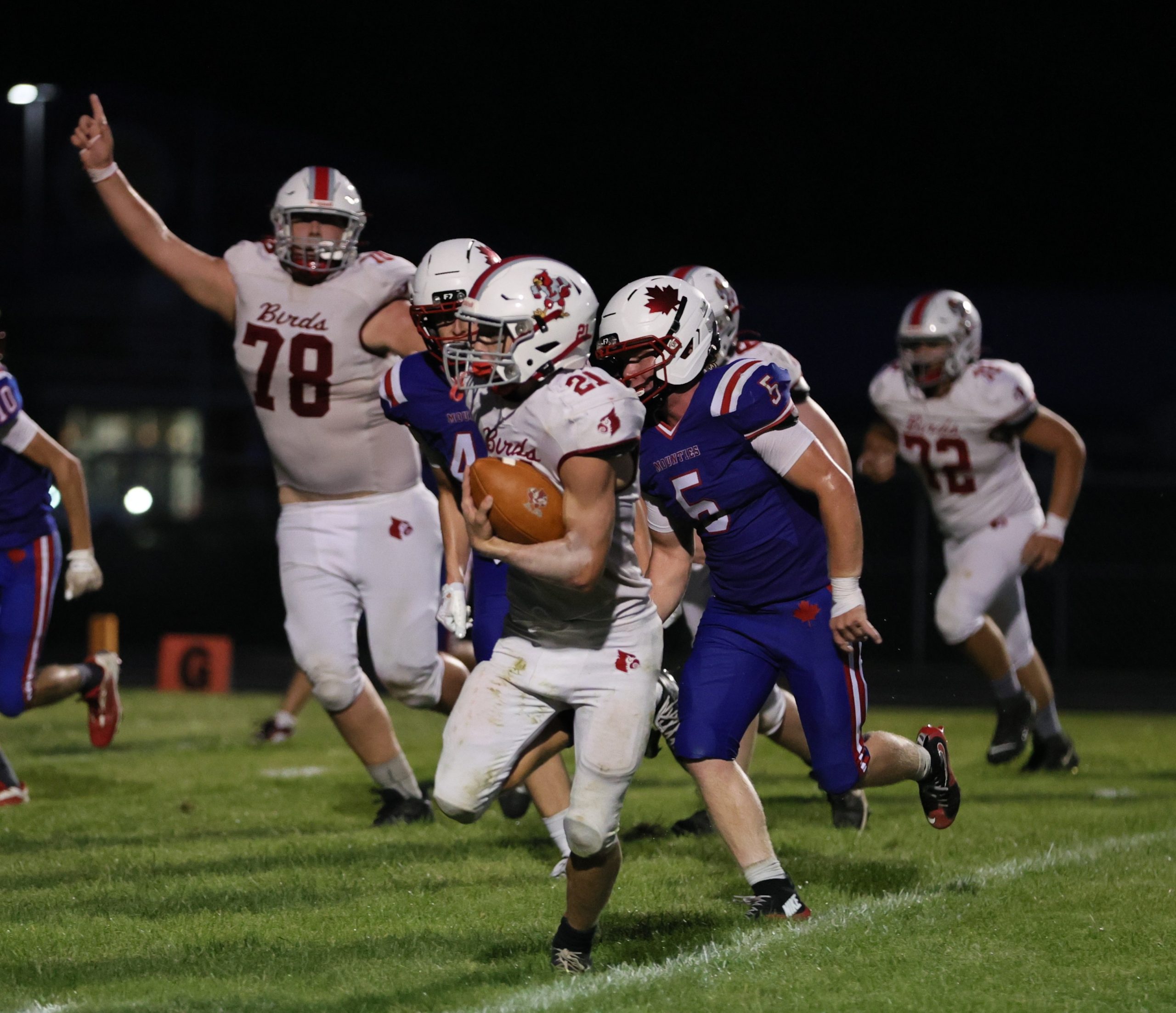Explosive Caley leads Redbirds, Lemke to 1st win in opener at Mapleton